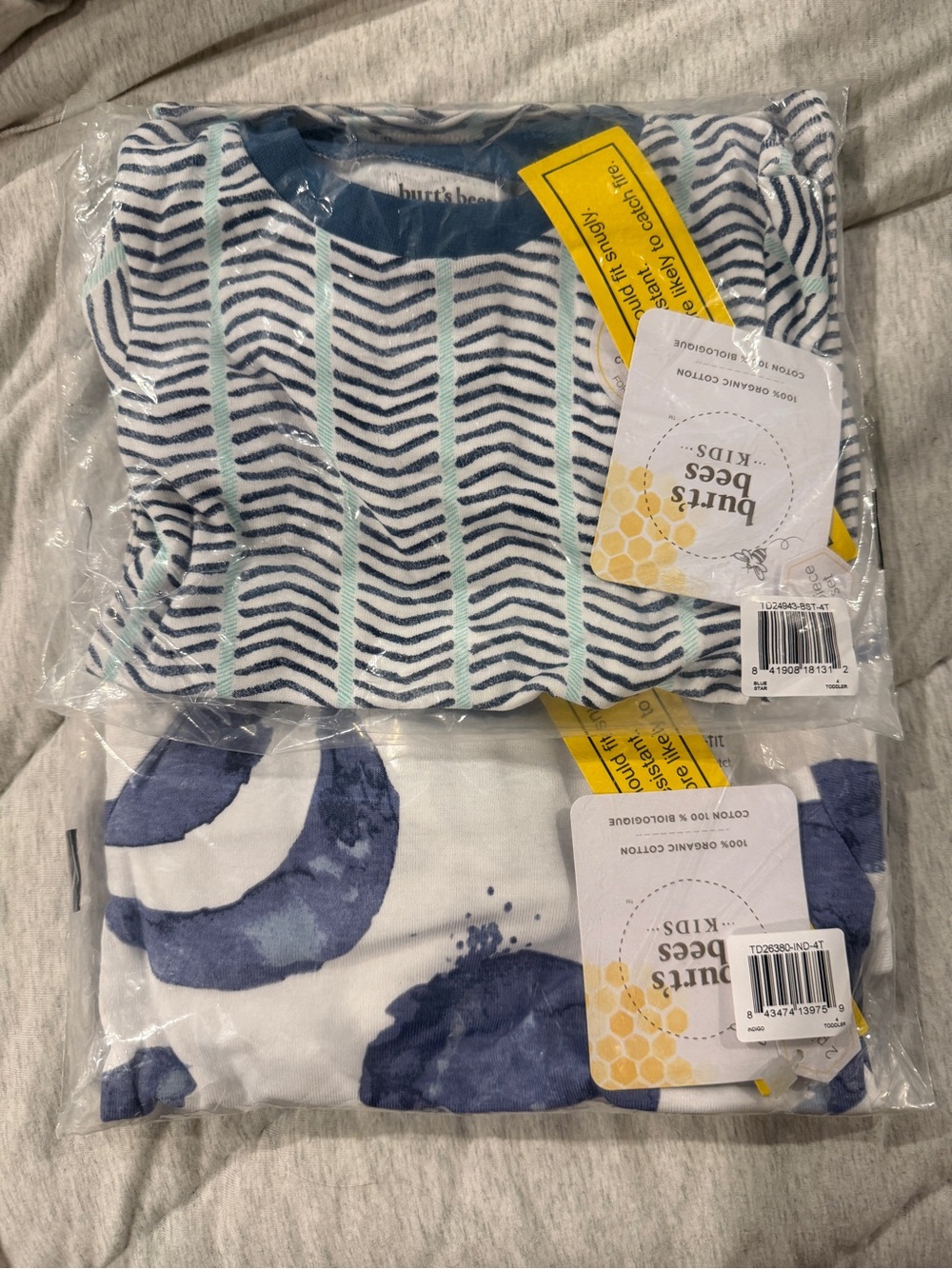 NWT Burt’s Bees Baby PJ bundle